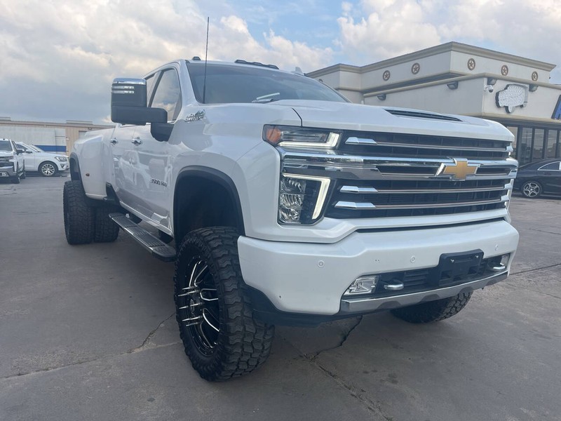 Chevrolet Silverado 3500HD Vehicle Image 05