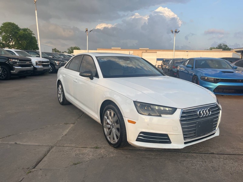 Audi A4 Vehicle Image 04