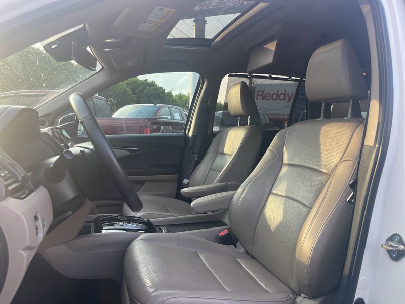 Honda Pilot Vehicle Image 10