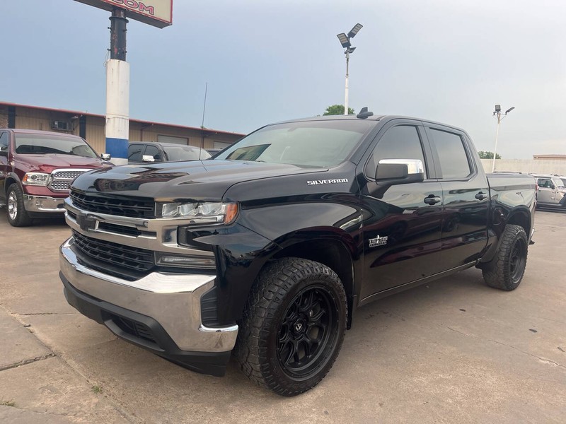 Chevrolet Silverado 1500 Vehicle Image 02