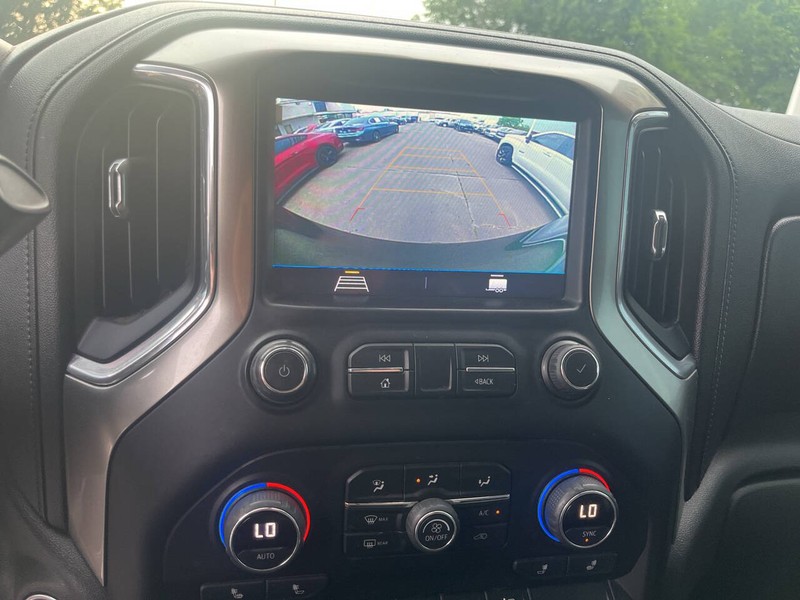 Chevrolet Silverado 1500 Vehicle Image 18