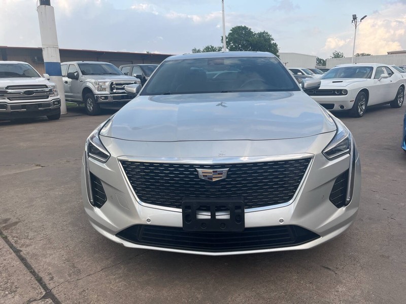Cadillac CT6 Vehicle Image 03