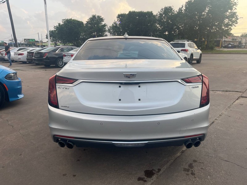 Cadillac CT6 Vehicle Image 07
