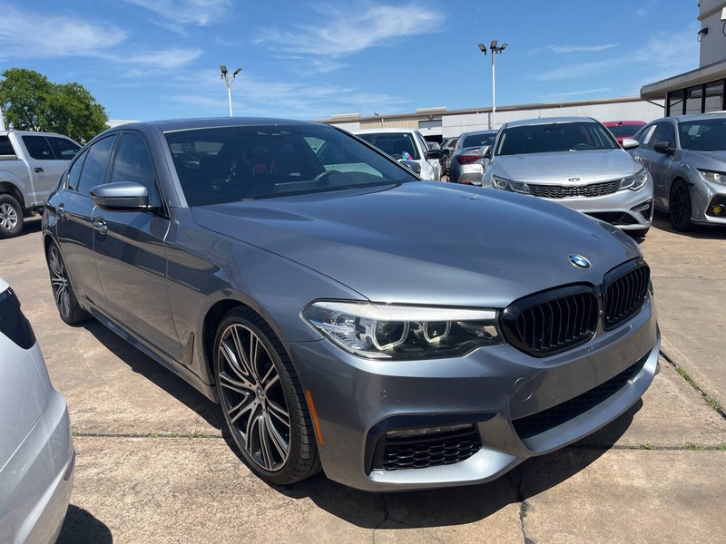 BMW 5 Series Vehicle Image 02