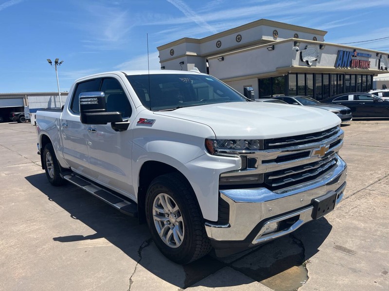 Chevrolet Silverado 1500 LTD Vehicle Image 03