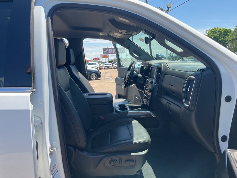 Chevrolet Silverado 1500 LTD Vehicle Image 21