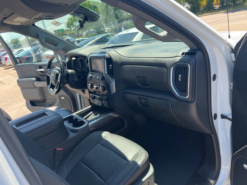 Chevrolet Silverado 1500 LTD Vehicle Image 22