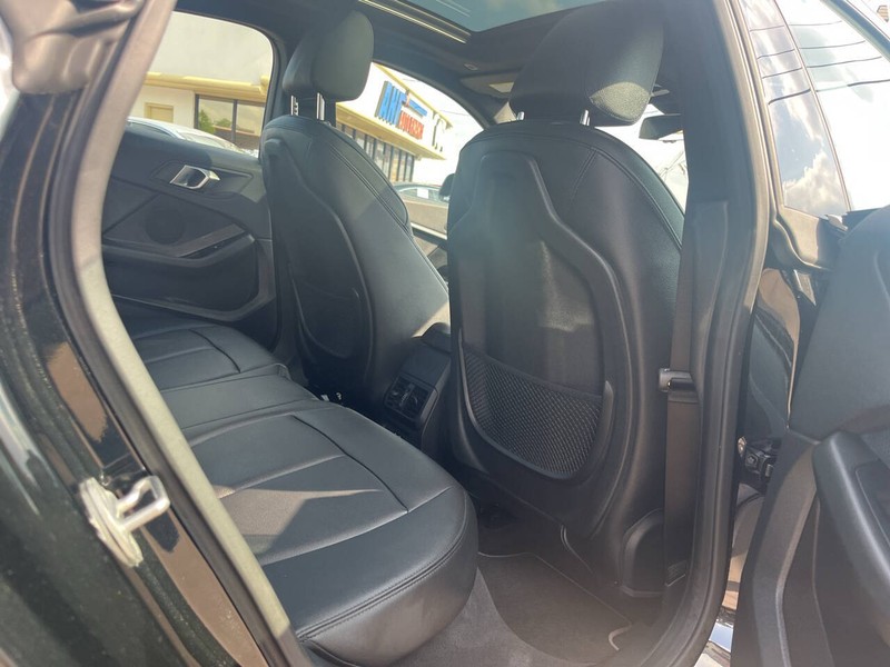 BMW 2 Series Vehicle Image 14