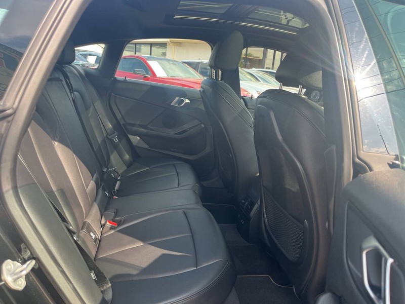 BMW 2 Series Vehicle Image 15
