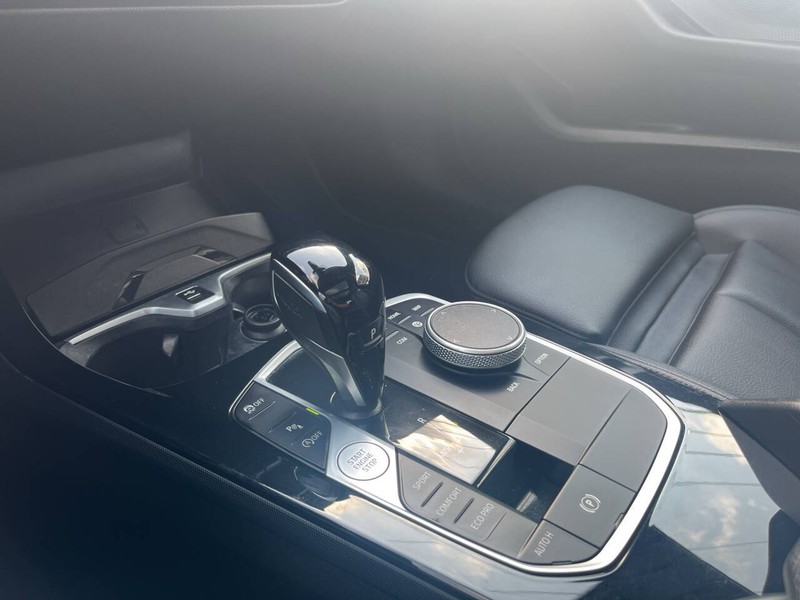 BMW 2 Series Vehicle Image 20