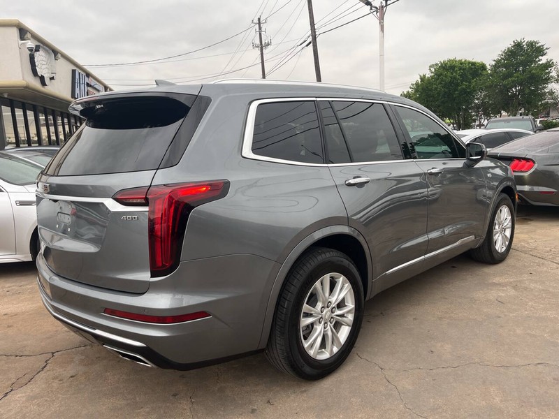 Cadillac XT6 Vehicle Image 03