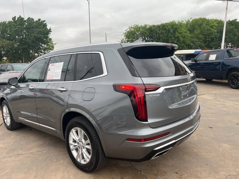 Cadillac XT6 Vehicle Image 05