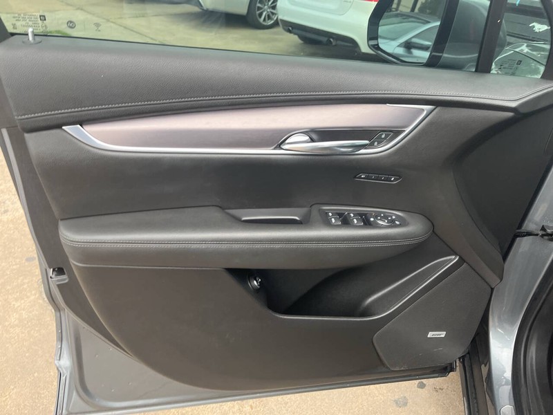 Cadillac XT6 Vehicle Image 07