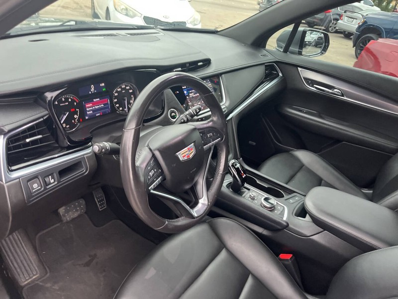 Cadillac XT6 Vehicle Image 10