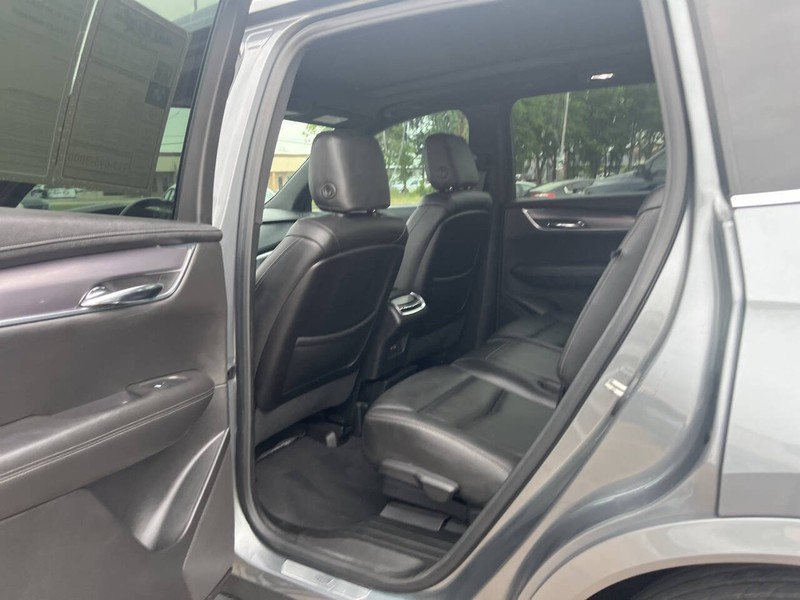Cadillac XT6 Vehicle Image 15