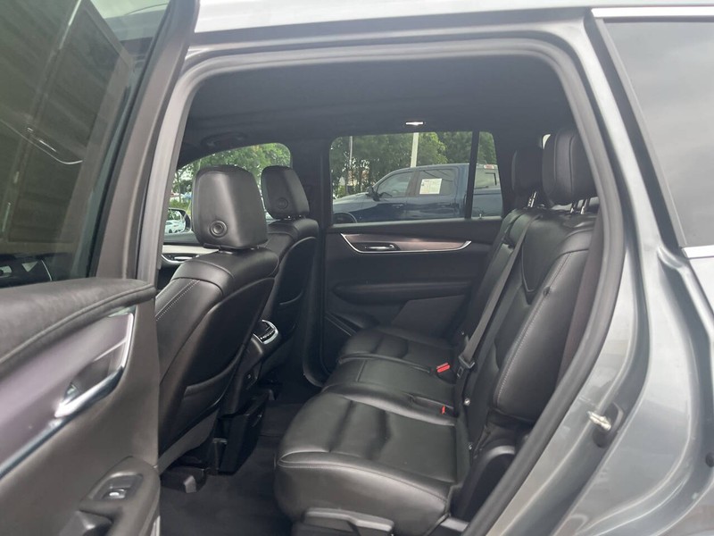 Cadillac XT6 Vehicle Image 16