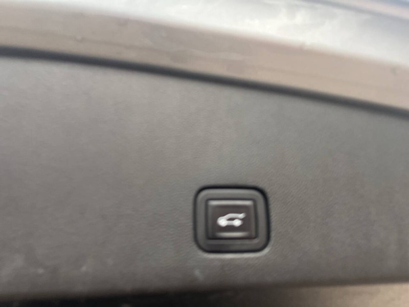 Cadillac XT6 Vehicle Image 18