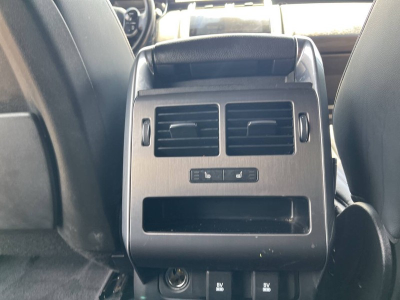 Land Rover Range Rover Sport Vehicle Image 16
