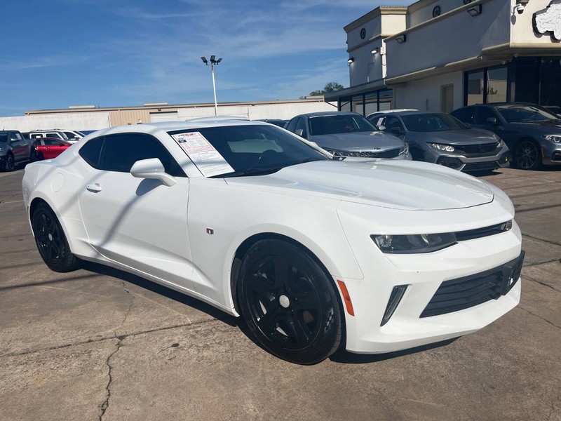 Chevrolet Camaro Vehicle Image 02