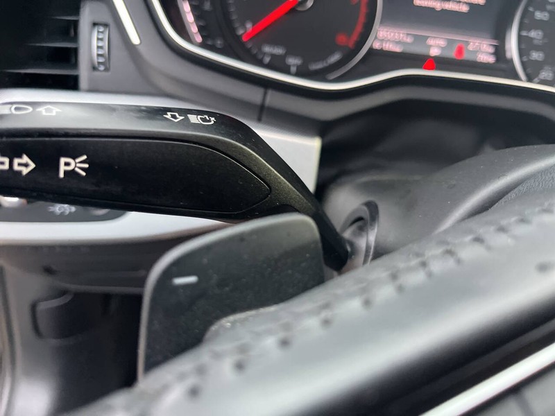 Audi A4 Vehicle Image 09