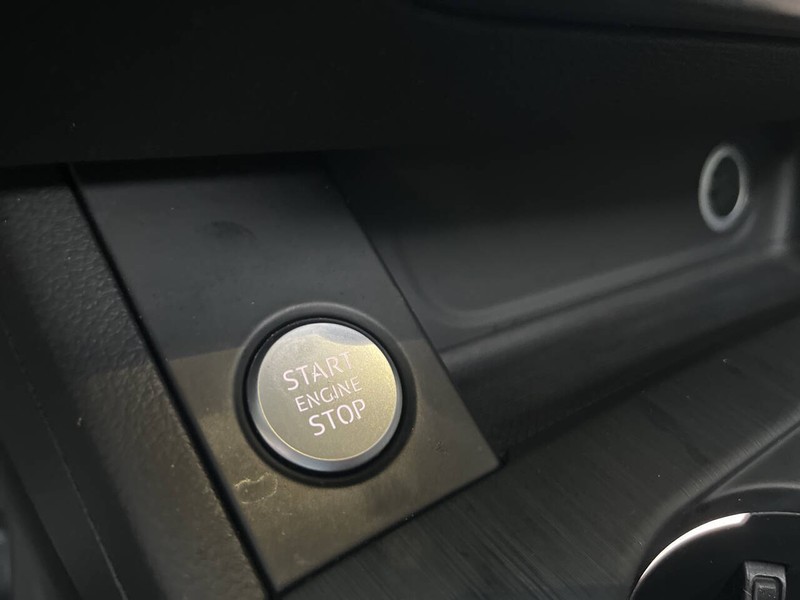Audi A4 Vehicle Image 12