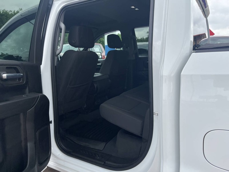 Chevrolet Silverado 1500 Vehicle Image 15
