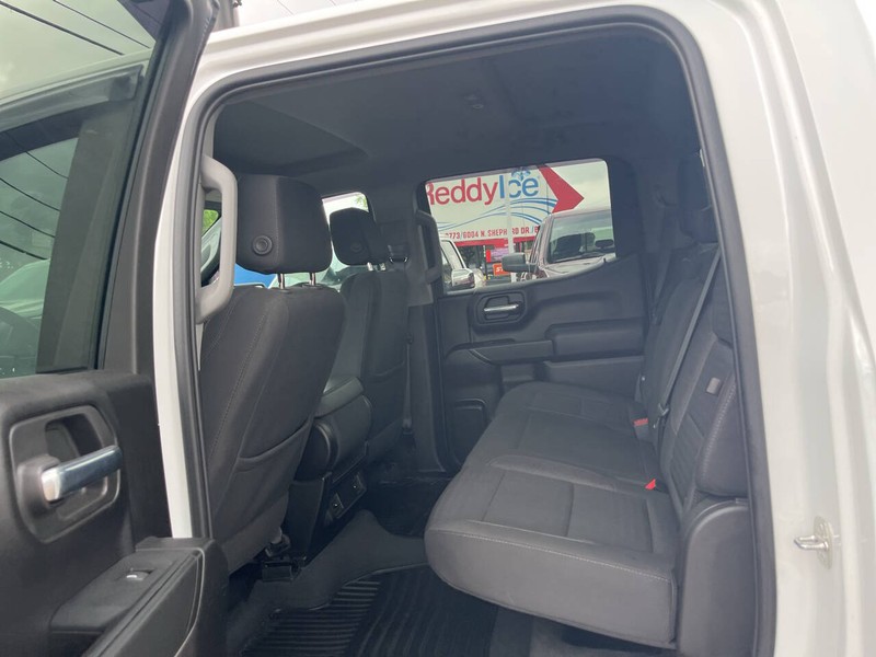 Chevrolet Silverado 1500 Vehicle Image 16