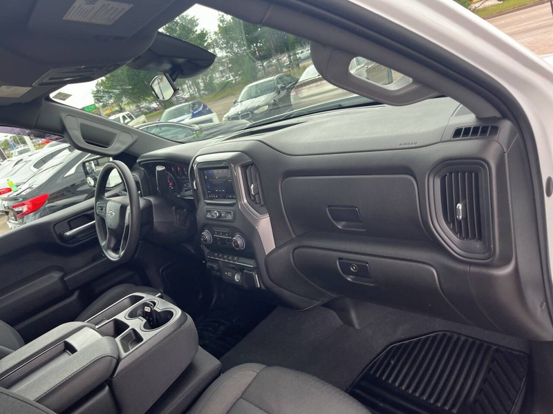 Chevrolet Silverado 1500 Vehicle Image 21