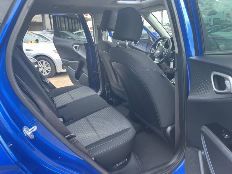 Kia Soul Vehicle Image 19