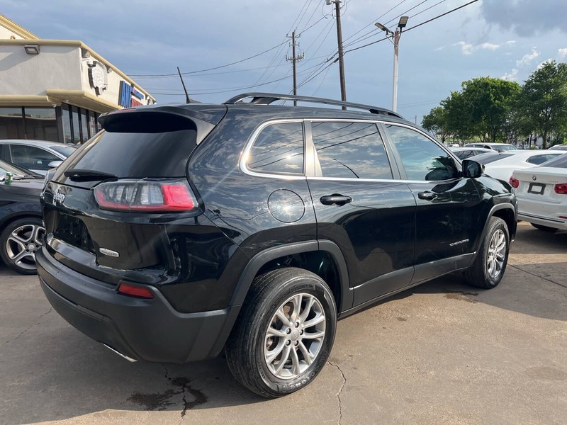 Jeep Cherokee Vehicle Image 03