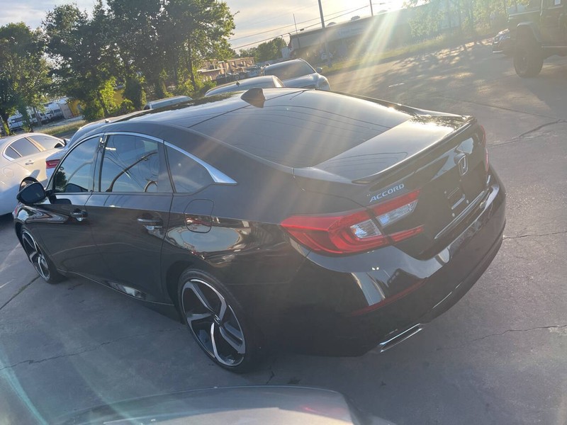 Honda Accord Sedan Vehicle Image 05