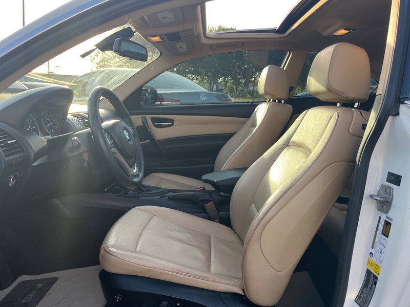 BMW 1 Series Vehicle Image 06