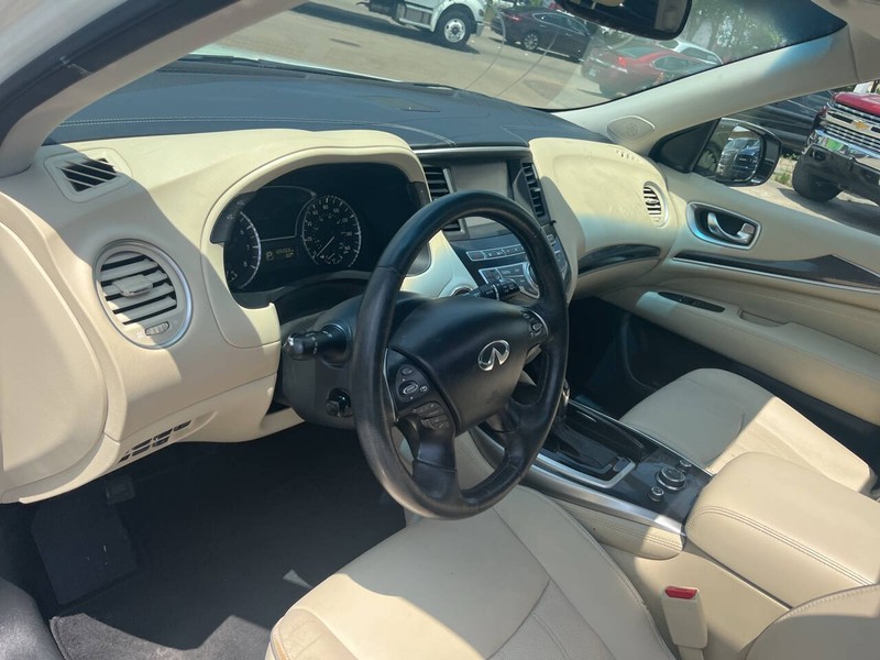 INFINITI QX60 Vehicle Image 08