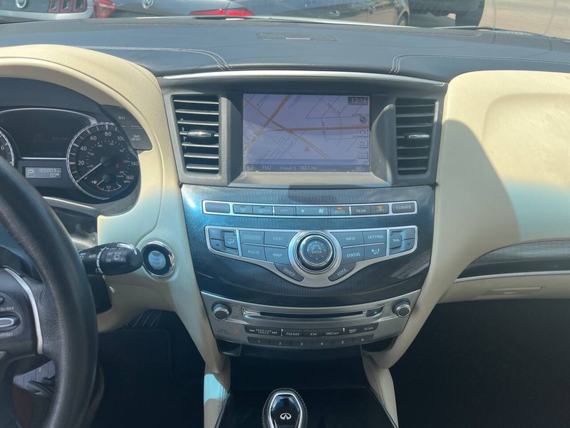 INFINITI QX60 Vehicle Image 10