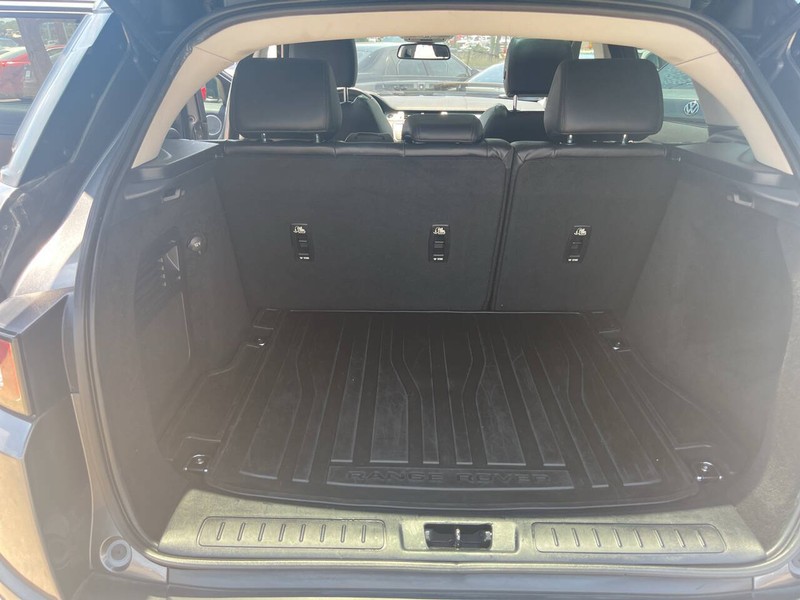 Land Rover Range Rover Evoque Vehicle Image 22