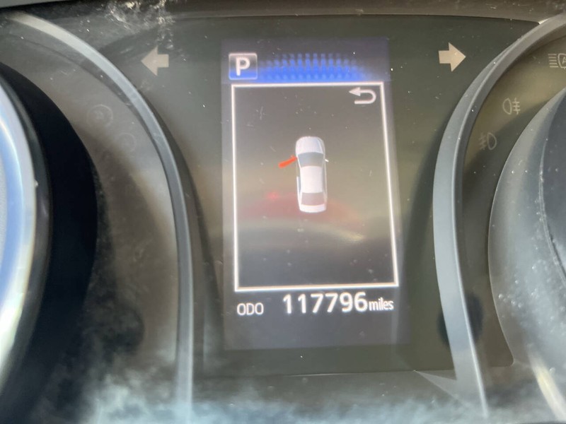 Toyota Camry Vehicle Image 10