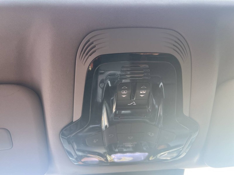 Alfa Romeo Stelvio Vehicle Image 12