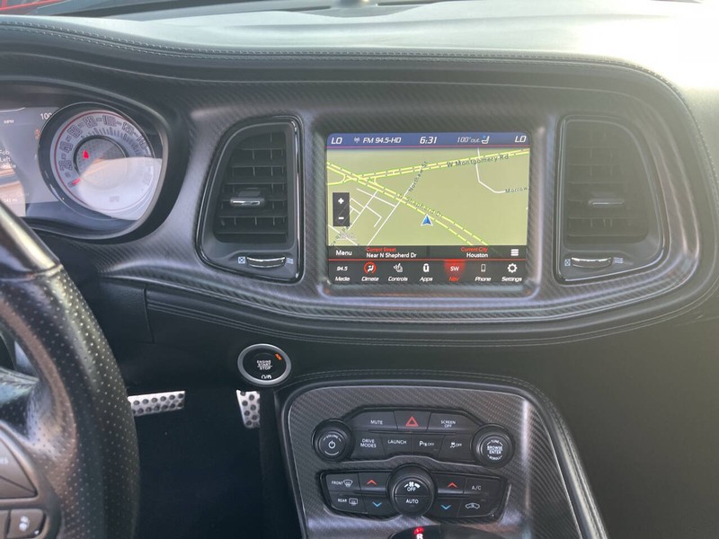 Dodge Challenger Vehicle Image 13