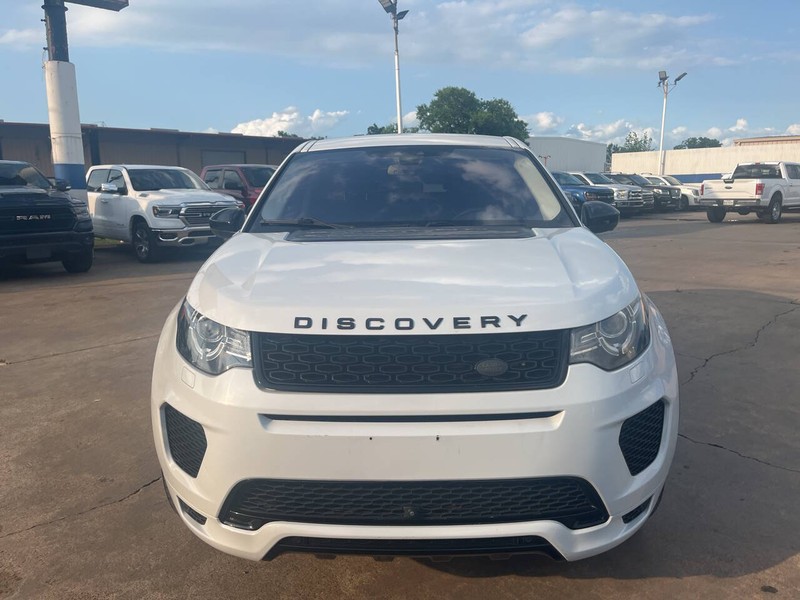 Land Rover Discovery Sport Vehicle Image 02