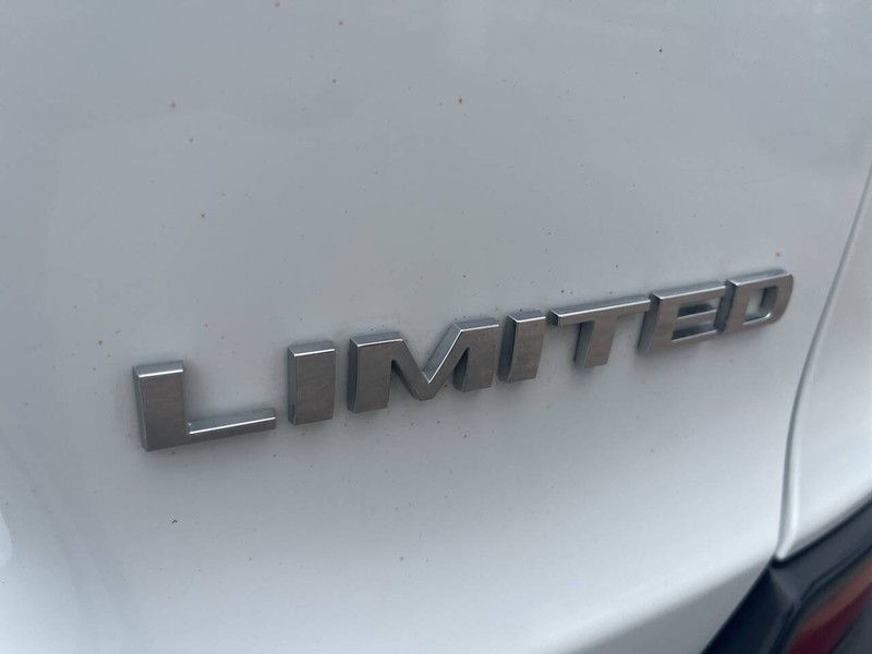 Jeep Cherokee Vehicle Image 19