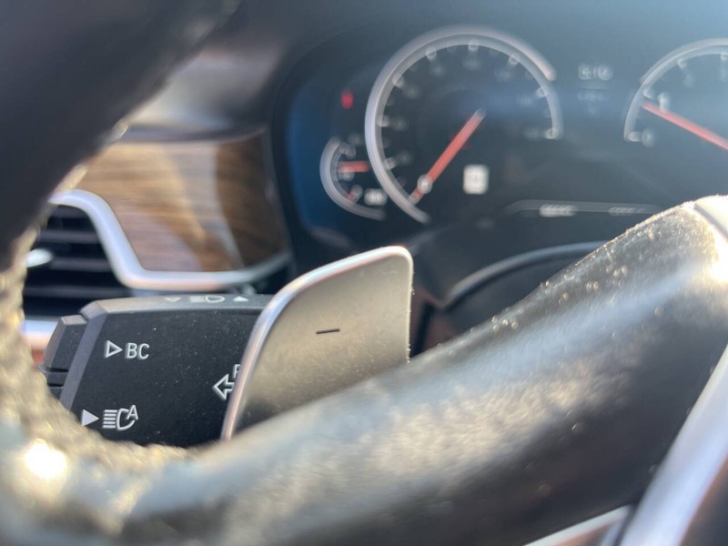 BMW 7 Series Vehicle Image 12