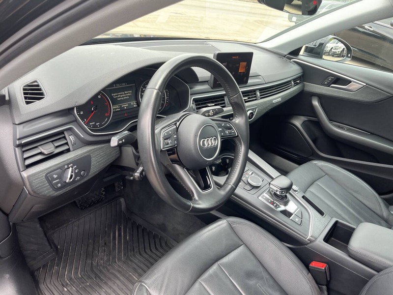 Audi A4 Vehicle Image 09