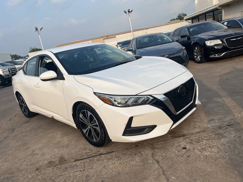 Nissan Sentra Vehicle Image 03
