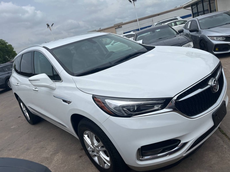 Buick Enclave Vehicle Image 03