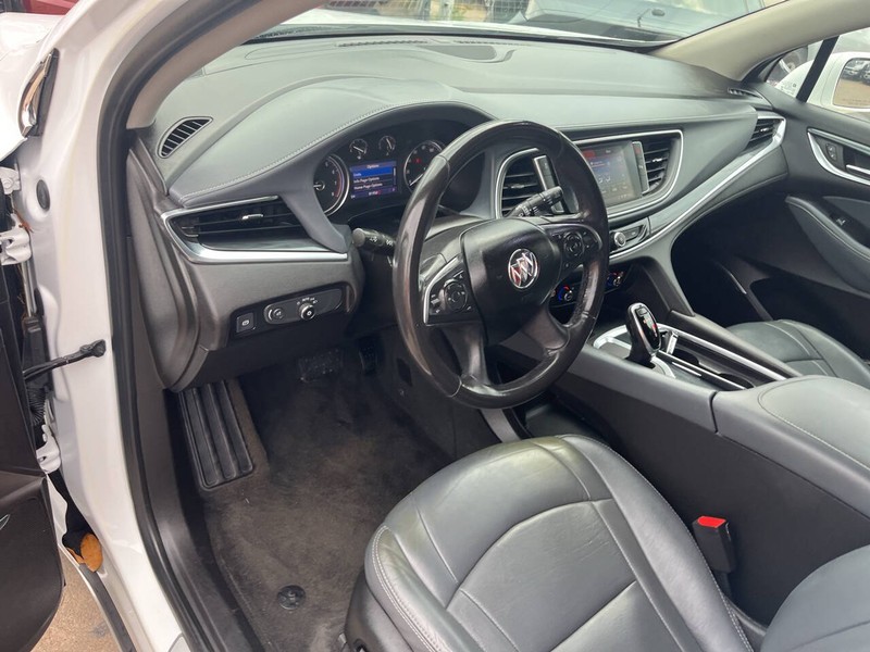 Buick Enclave Vehicle Image 08