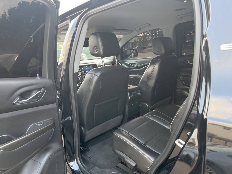 GMC Acadia Vehicle Image 17