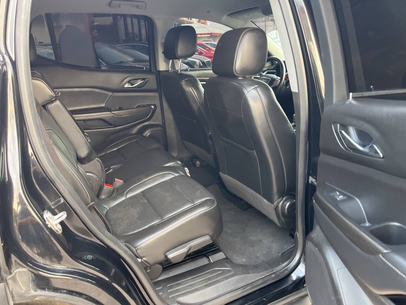 GMC Acadia Vehicle Image 20
