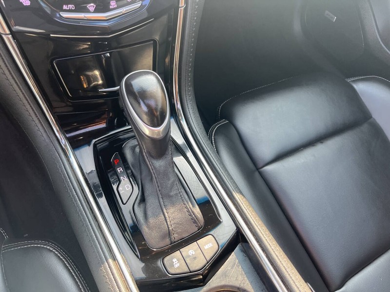 Cadillac ATS Coupe Vehicle Image 14