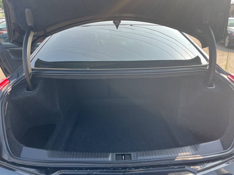 Cadillac ATS Coupe Vehicle Image 17