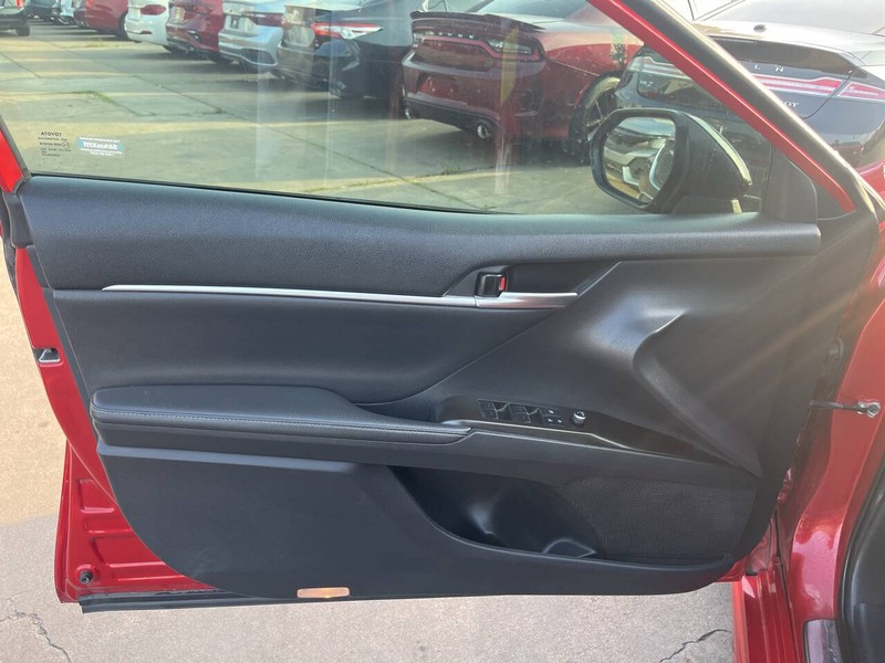 Toyota Camry Vehicle Image 07